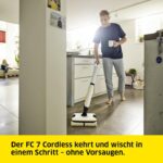 KÄRCHER Hartbodenreiniger FC 7 Cordless, kabelloser Bodenreiniger mit 4 rotierenden Mikrofaserwalzen, Akkulaufzeit: ca. 45 min, Flächenleistung pro Akkuladung: ca. 175 m²